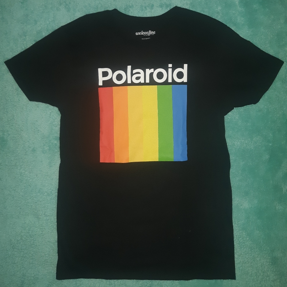 Black tshirt Polaroid
